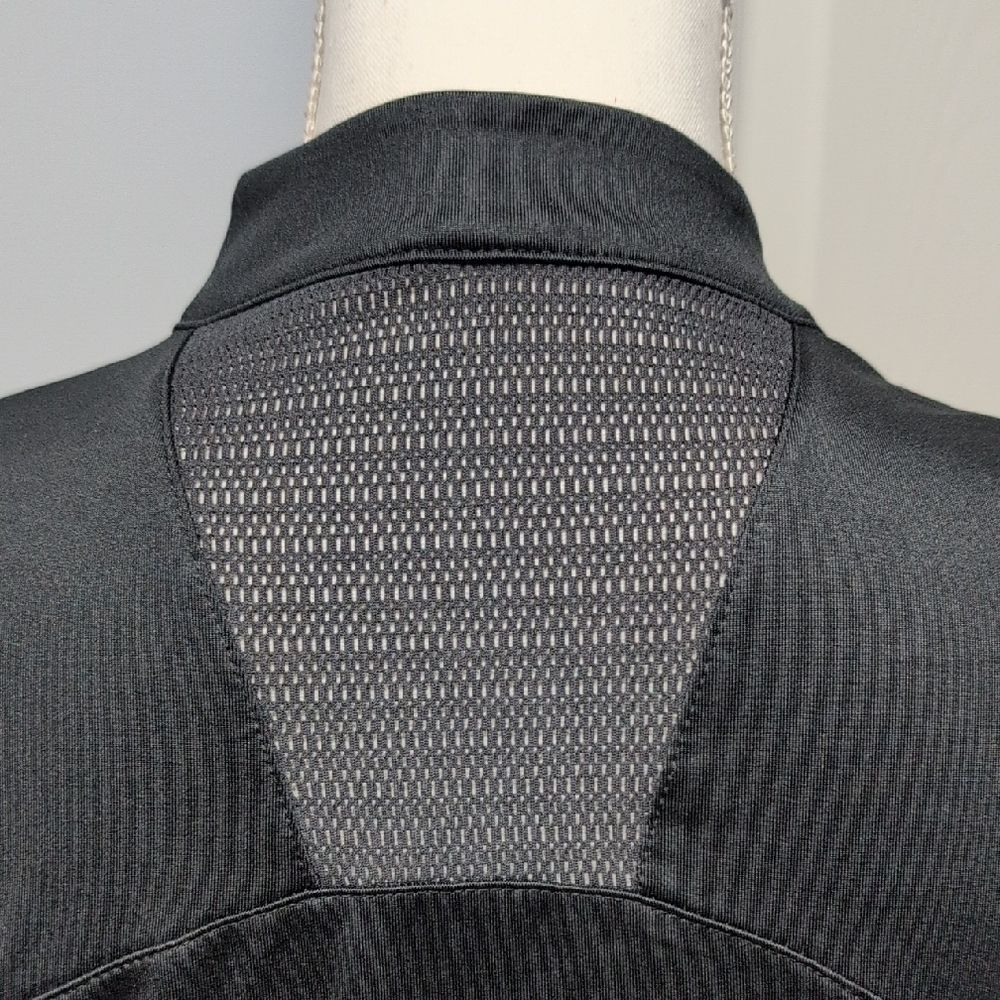 Tail Activewear Black Zip-Front Mock Collar Sleeveless Polo Size L - Picture 3 of 7